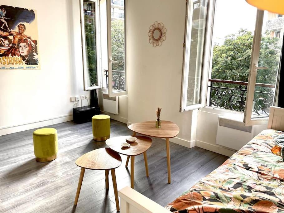 Charming Bright Sunny Studio Near Canal St Martin Paris Bagian luar foto